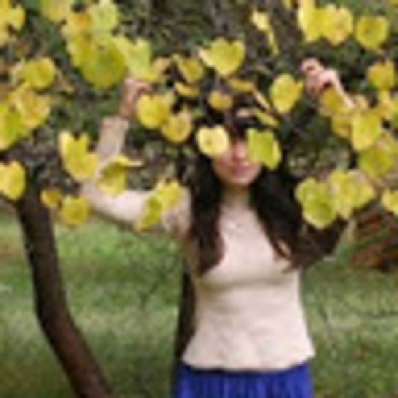 Meet your Posher, Gretchen - Picture 1 of 1